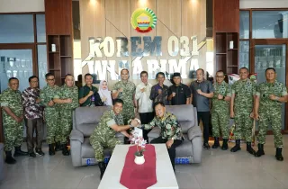 H Asmar dan Danrem 031 WB Silaturahmi Bahas Pertahanan hingga FTZ
