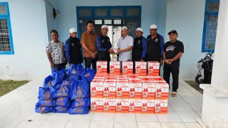 Ricky Anthony Peduli, Berbagi Berkah Sambut Idul Fitri Kepada Wartawan Langkat dan Sumut