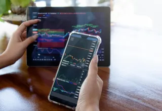Peran Indikator Membaca Sinyal Trading di Platform Digital