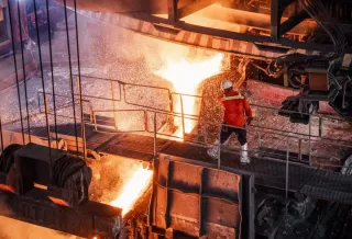 Punya Kinerja Korporasi Positif, Entitas Grup MIND ID Dipuji DPR