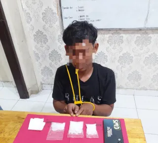 Jadi Pengedar 'Barang Haram' di Perawang Siak, Mahasiswa Ditangkap