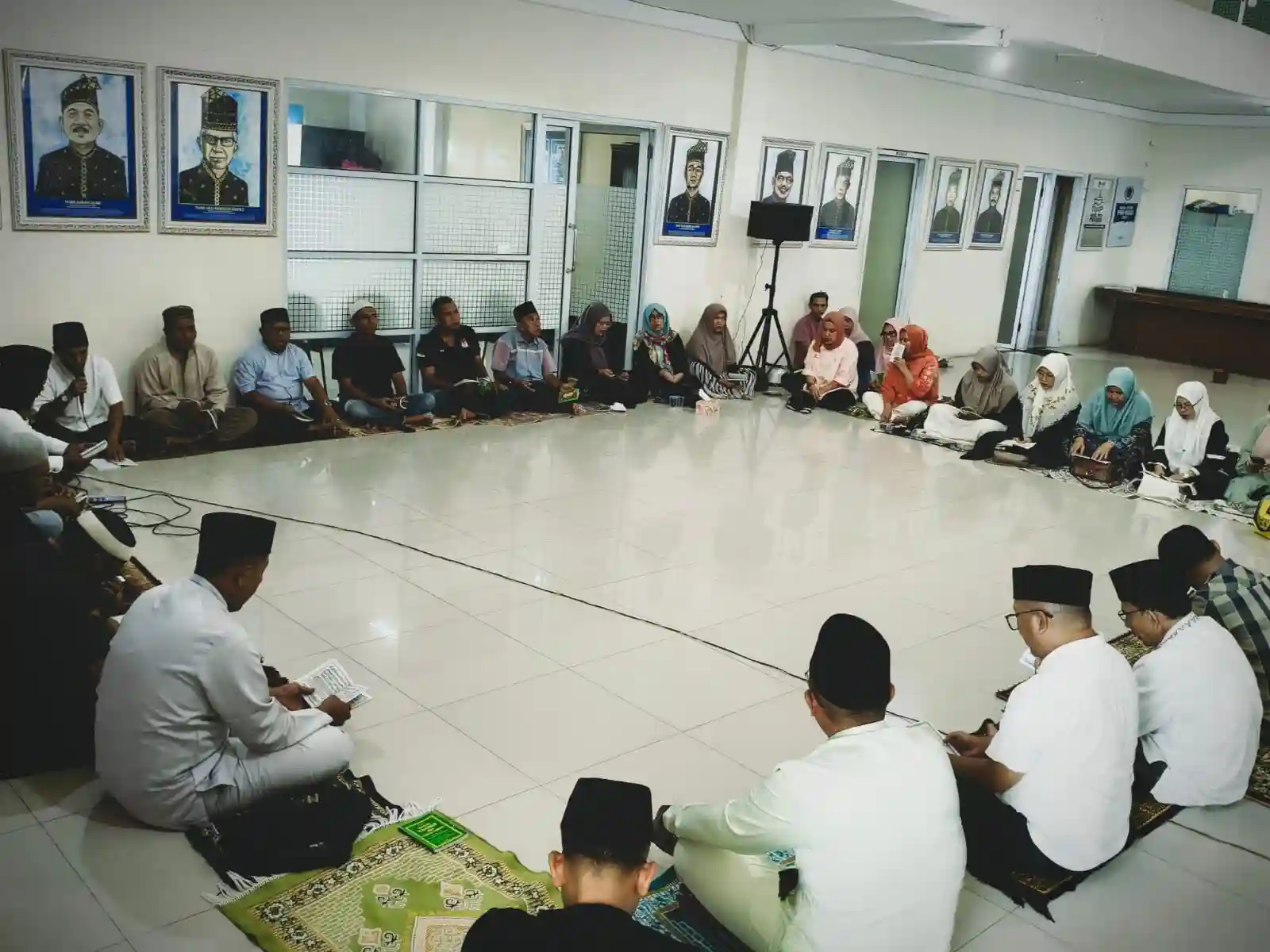 Kenang Zulmansyah di Gedung PWI Riau