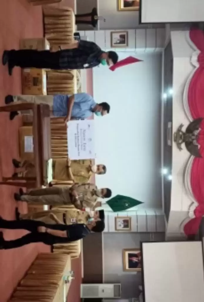 'Nurani Astra' Serahkan Ini ke Gubernur Riau