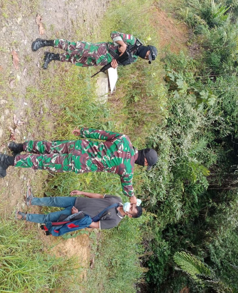 Lagi, 10 PMI Ilegal Diamankan Satgas Pamtas Yonif 642