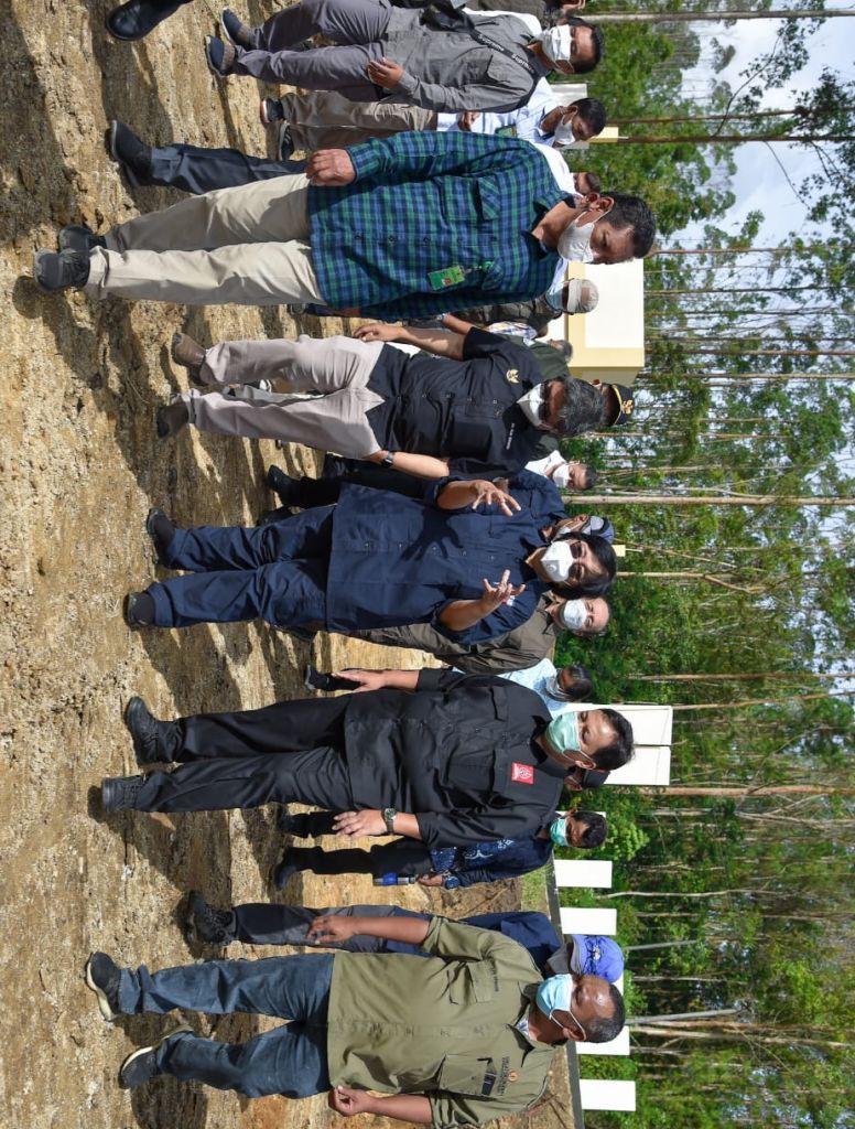 Tinjau Persemaian Moderen Toba, Ini Asa Menteri LHK RI