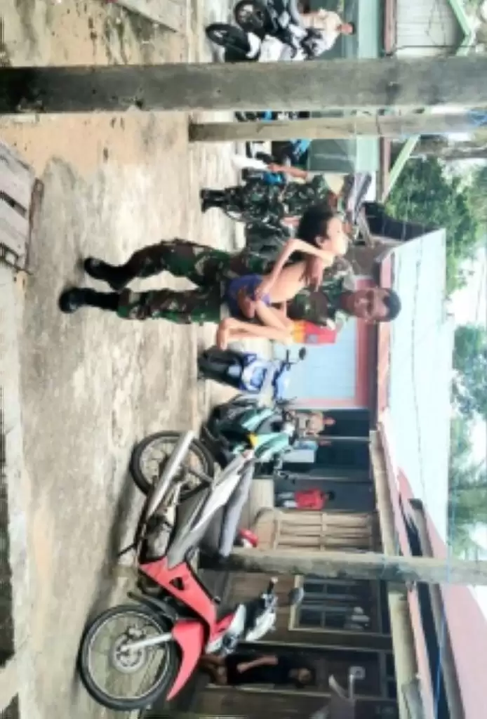 Babinsa Nelangsa Dengar Anak Delapan Tahun Terbaring di Rumah