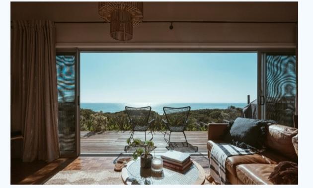 Bisa Bikin Tampilannya Estetik! Ini Lima Model Balkon Rumah Terbaik