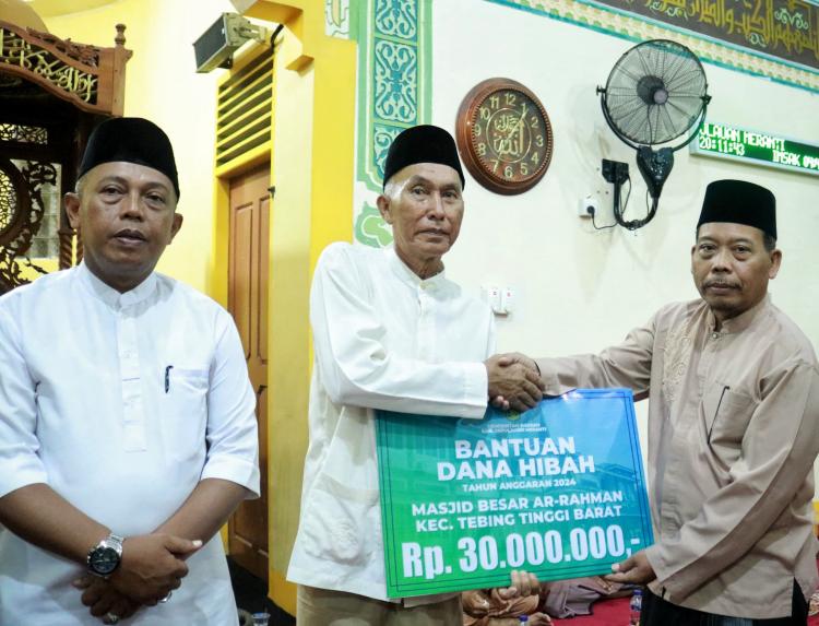 Pemkab Meranti Safari Ramadan di Tebingtinggi Barat