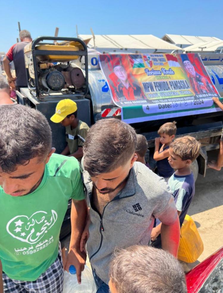 Pemuda Pancasila Sumatera Utara Salurkan Bantuan Air dan Makanan Ringan ke Palestina