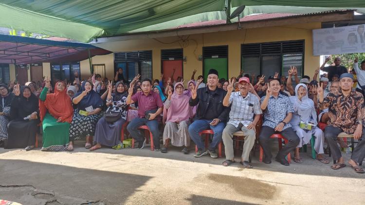 Cerita Rohaya, Wanita Molek Ngeluh Mushola ke Cabup Inhu Nomor Urut 2