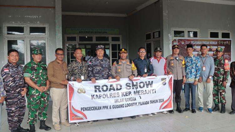 Bersama Unsur Terkait Kapolres Kepulauan Meranti Roadshow ke Kantor dan Gudang PPK di Pulau Terluar
