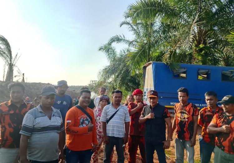 PP Indragiri Hulu Turun Minta PT BBSI Tinggalkan Lahan Poktan di Desa TTBT