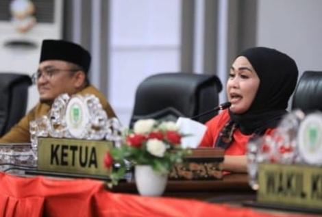 Lewat Paripurna, DPRD Rokan Hulu Umumkan Paslon Bupati dan Wabup Terpilih