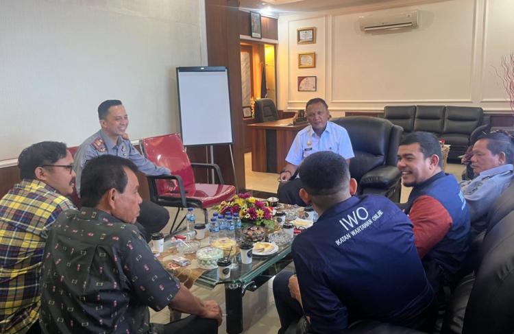 Silaturahmi di Momen Idul Fitri, Kakanwil Ditjenpas Sumut dan PP IWO Bahas Masalah Ini