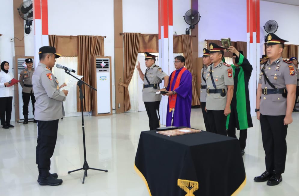 Sertijab Kapolsek Kempas dan Tembilahan, Kapolres Inhil Tekankan Profesionalisme dan Integritas