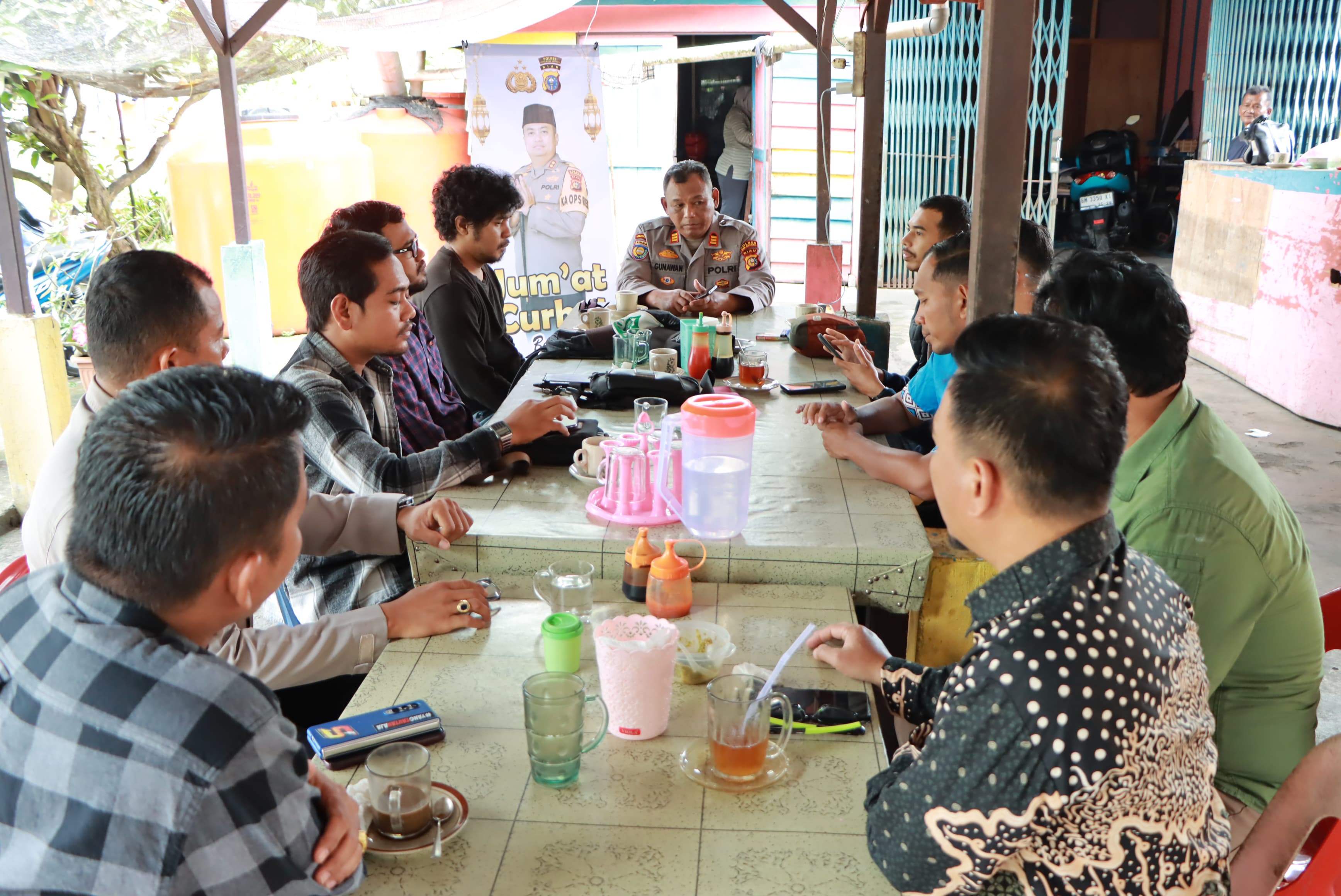 Perkuat Sinergitas Polri dan Insan Pers, Polres Kepulauan Meranti Bersama PWI Gelar Jumat Curhat