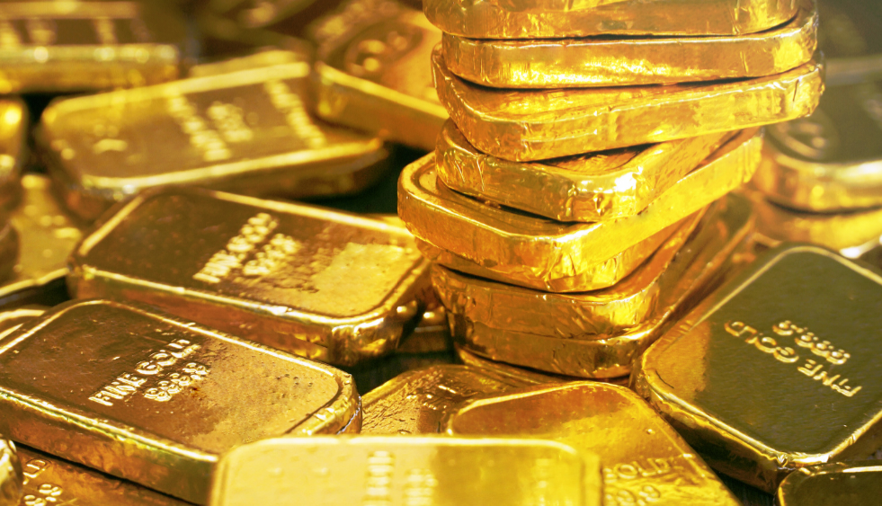 Emas Tetap Menguat, Pasar Tunggu Langkah The Fed