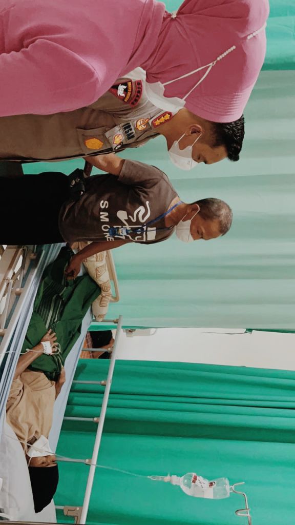Kapolres DS Besuk Istri Wartawan di RSUD H Amri Tambunan