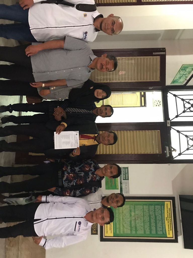 Tergugat Dua Tak Hadir, Hakim Tunda Bacakan Gugatan Pos Ambai Kafe