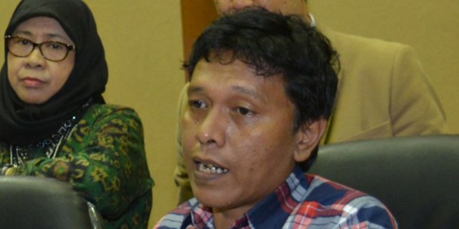 Politikus PDIP Adian Napitupulu Persoalkan OTT KPK