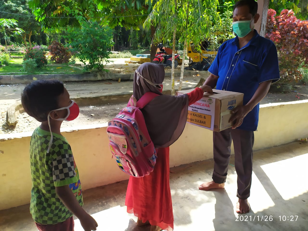Murid SD KTU Sisihkan Duit Jajan untuk Bantu Korban Bencana Kalsel-Sulbar
