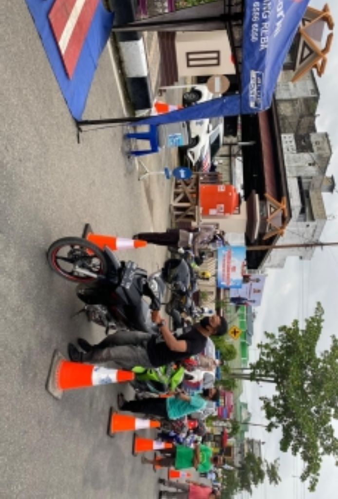 Puluhan Tukang Ojek Geruduk Mapolres Inhil