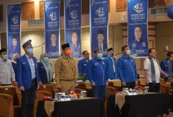 Bupati Siak Alfedri Terpilih Aklamasi Jadi Ketua PAN Riau