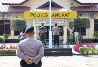 Polres Langkat Gandeng TNI Sukseskan Vaksinasi Nasional dan Jaga Kamtibmas 