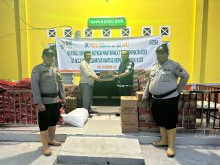BRI Peduli Branch Office Duri Berbagi Sembako ke Masyarakat Terdampak Banjir Rantau Kopar