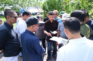 Pastikan Lahan Tersedia, Pemkab Bengkalis Bersama Kementerian PU Tinjau Lahan SR