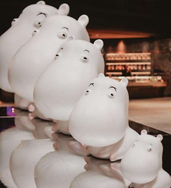 ASHTA Hadirkan Pameran Karya Jia Wei, Seniman Ternama dari Cina