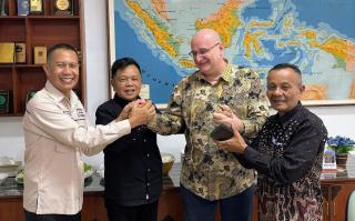 Kembangkan Hilirisasi Kelapa di Kepulauan Meranti, H Asmar Pertemuan dengan IPB dan RoeKI