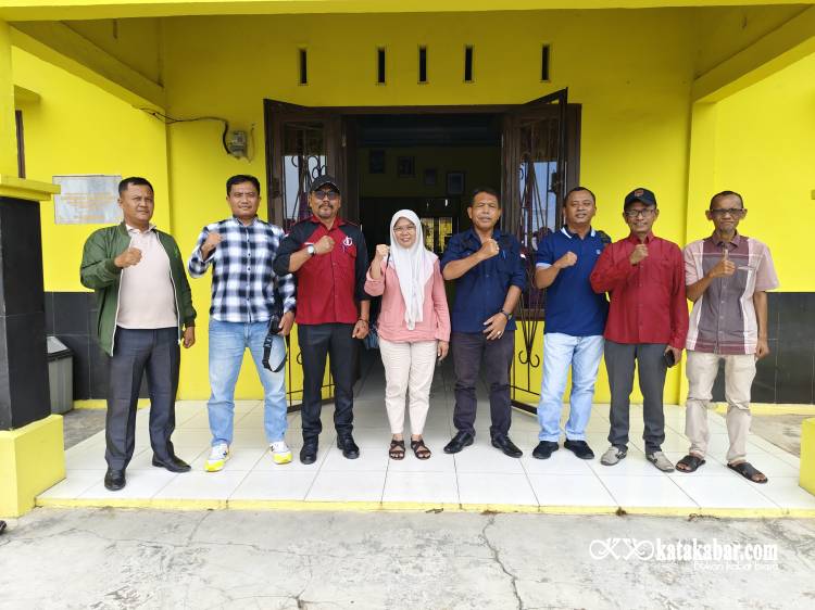 APDESI Siak Gandeng PWI Gelar Seminar Jurnalistik