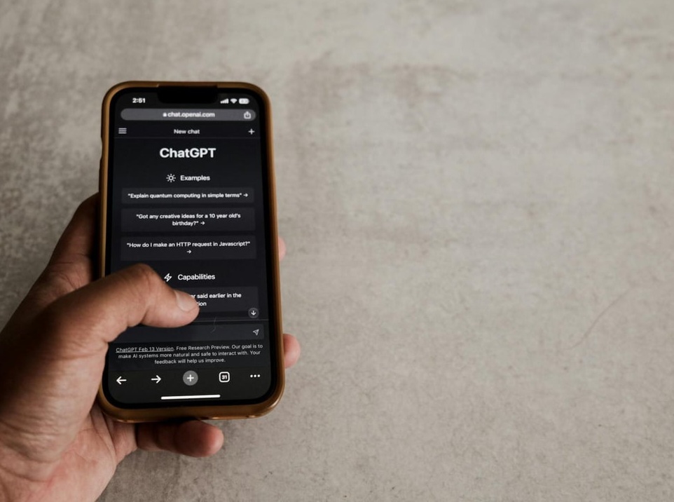 Optimasi Brand Kamu untuk ChatGPT, Gemini, dan Mesin AI Lainnya