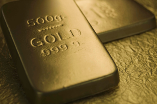 Harga Emas Naik ke Rekor Tertinggi Baru, Sentimen Global Dorong Reli Berlanjut