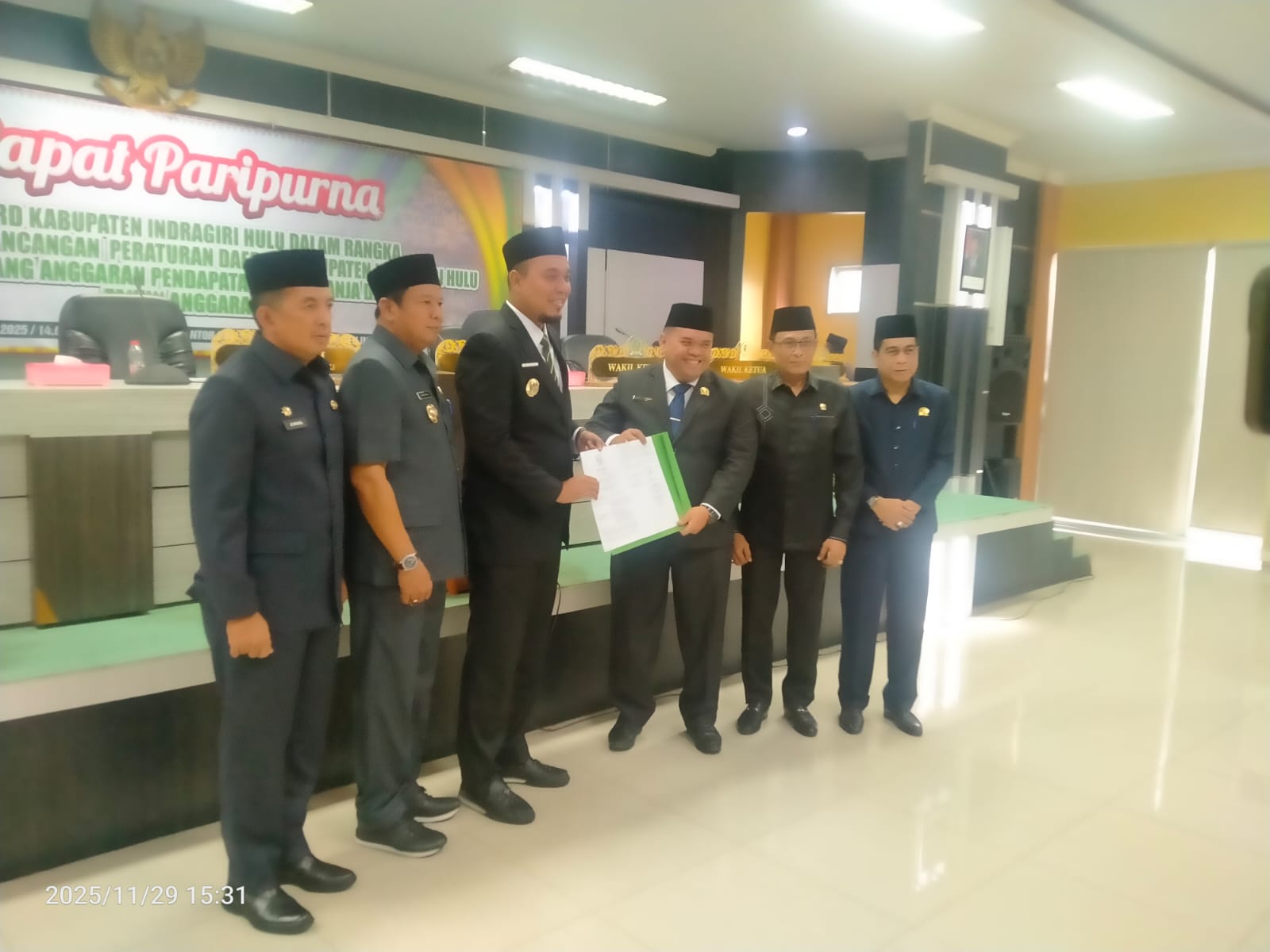 Dewan Sahkan APBD Inhu Tahun 2026 Sebesar Rp1,3 Triliun