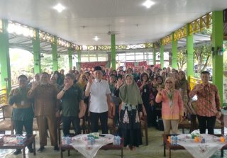 Walikota Dumai Buka Workshop dan Praktek Produksi Batik Sawit EMG Diikuti Puluhan Peserta