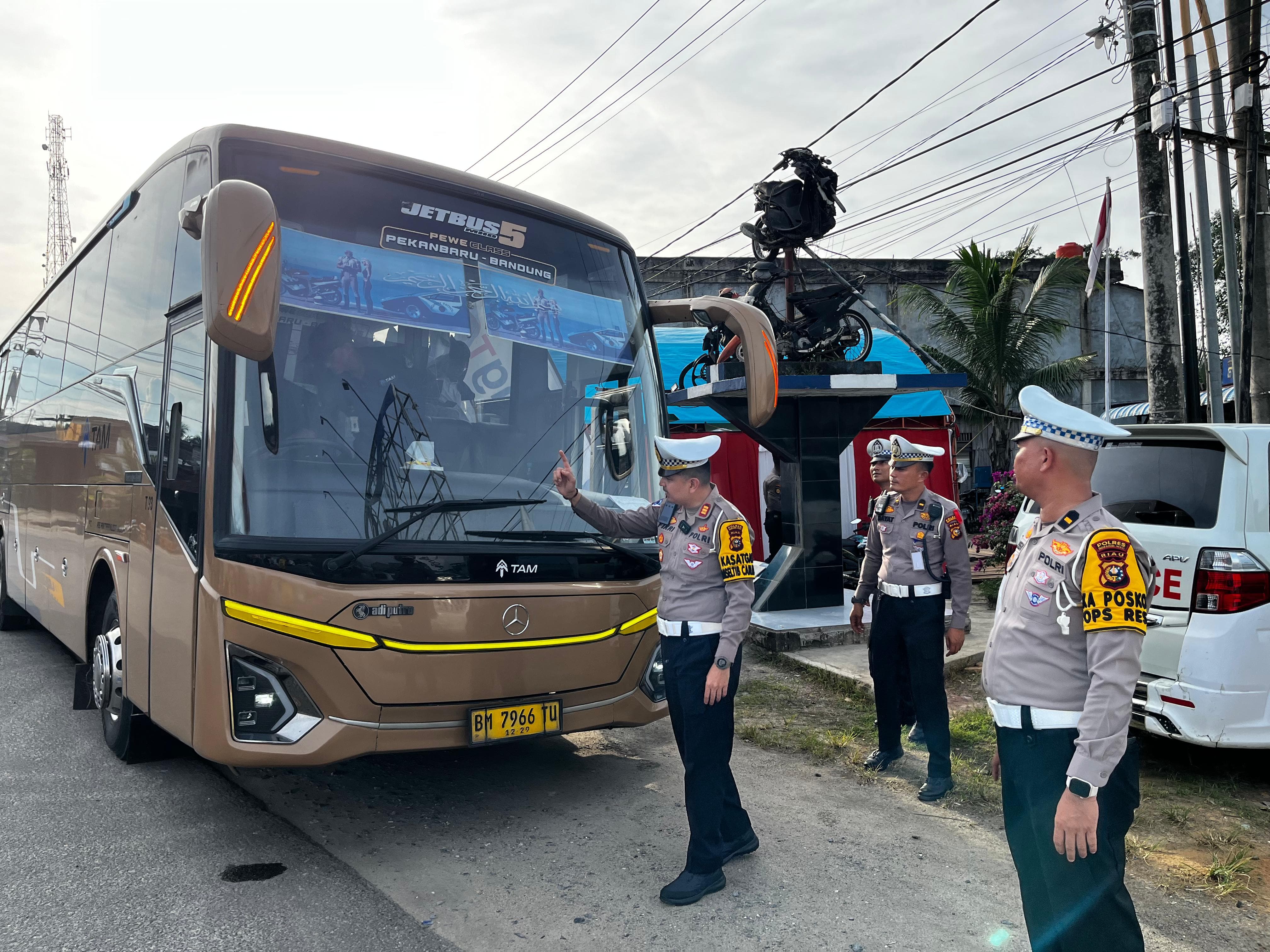 Sopir Bus ALS Ditangkap Gegara Bawa Narkoba