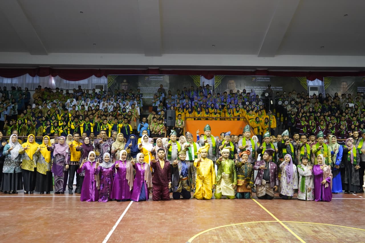 Orasi di Hadapan Seribu Siswa se Riau, Kapolda: Generasi Muda Kunci Jaga Alam, Kepercayaan dan Masa Depan