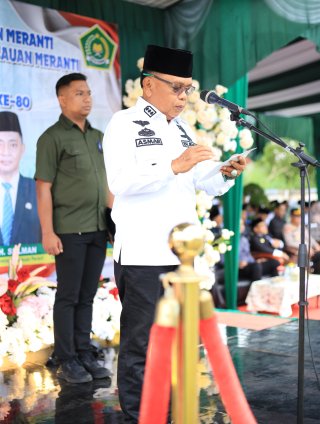 Pimpin Upacara HAB ke 80 Kemenag, H Asmar Tegaskan Kerukunan Energi Pembangunan