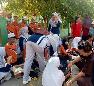 Bangunan Tangsi Belanda di Siak Ambruk, Puluhan Pelajar Luka Parah