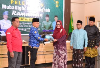 H Asmar Lepas 75 Mubaligh Ramadhan, Siap Sebarkan Dakwah dan Pesan Pembangunan ke Masyarakat