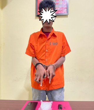 Pengedar Sabu Diborgol di Jangkang Satnarkoba Polres Bengkalis Sita Sabu 93,48 gram
