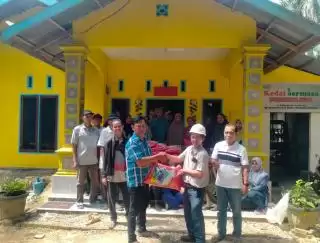 Gelontorkan CSR Per Bulan, PT Permata Citra Rangau Dongkrak Ekonomi Masyarakat Sekitar