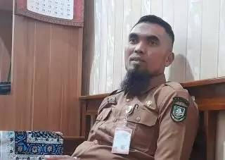 Jalan Siak Mulus, Pj Kades Simpang Padang Ucapkan Terima Kasih ke Bupati Bengkalis