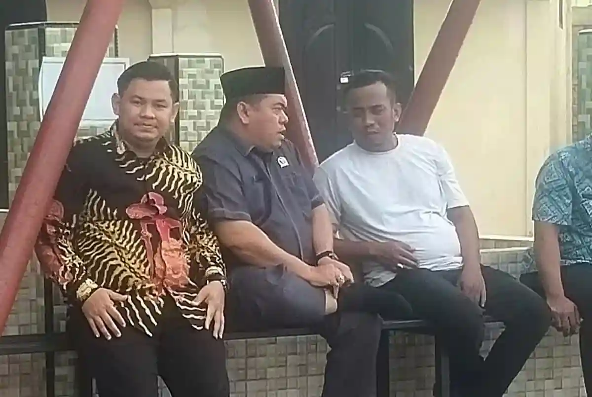 Belum Selesai Kasus Dugaan Pemalsuan Surat dengan DH, Nama Ketua DPRD Inhu Kembali Mencuat di Insiden 'Berdarah' PT SBP