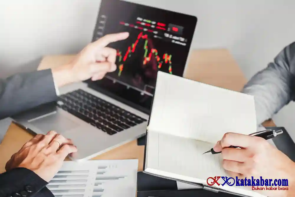 Mengisi Akhir Pekan Efektif: Cara Melakukan Evaluasi Jurnal Trading Tingkatkan Konsistensi