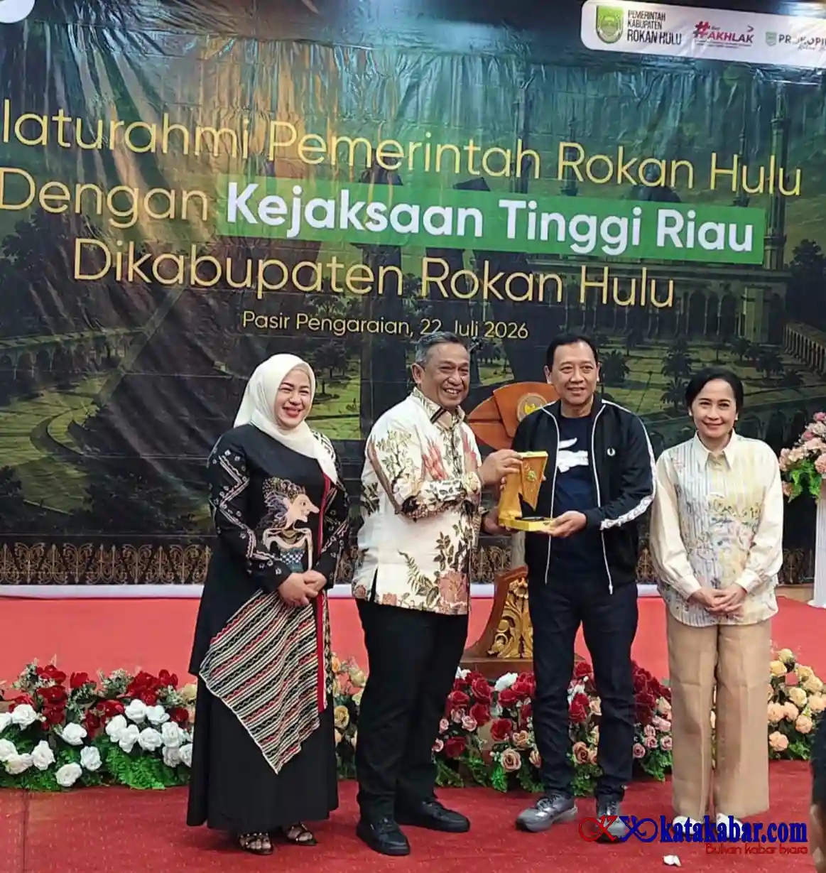 Bupati Rohul Terima Kajati Riau: Perkuat Sinergi Wujudkan Rohul Bersih Hukum