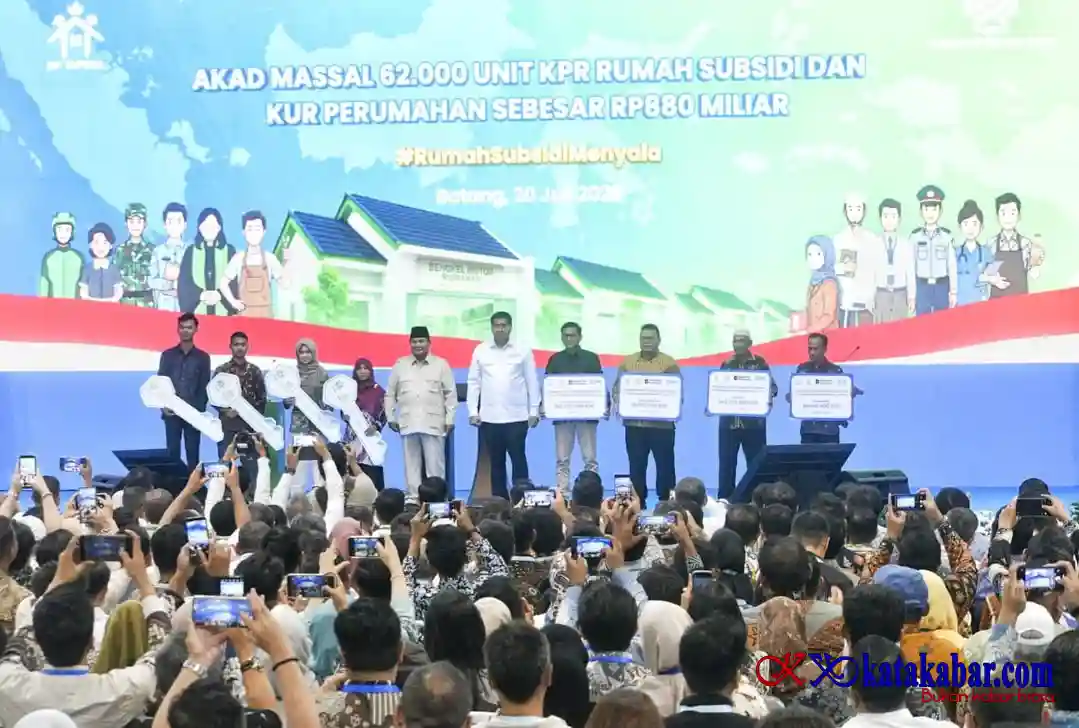 BP Tapera Torehkan Sejarah,  Bersama Presiden RI Akad Massal 62.710 KPR Sejahtera FLPP di Kabupaten Batang