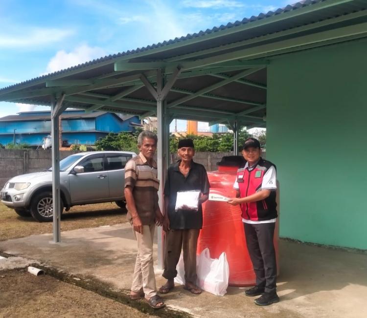 PT Permata Citra Rangau Peduli, Serahkan Bantuan ke Mushola An Nur